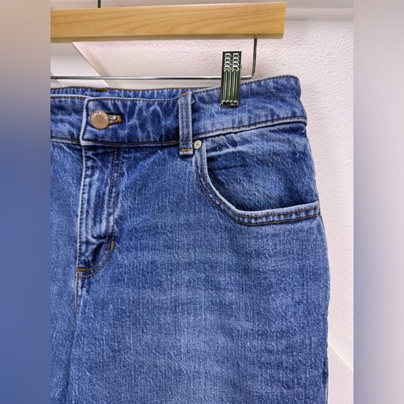 Talbots Stovepipe Ankle Straight Jean In Kingston Wash Size 4 - Picture 3 of 11